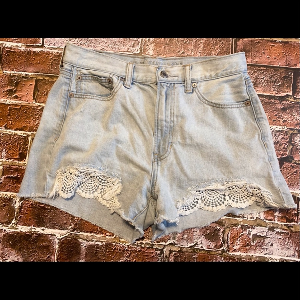 EUC Women’s American Eagle Mom shorts